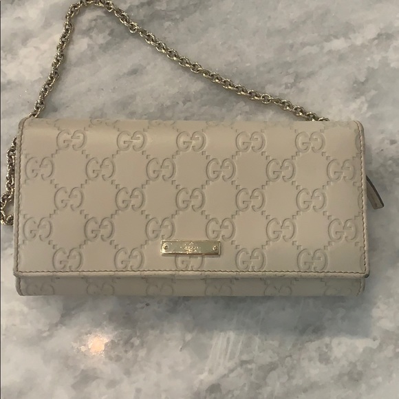 Gucci Wallet On A Chain - Picture 2 of 6